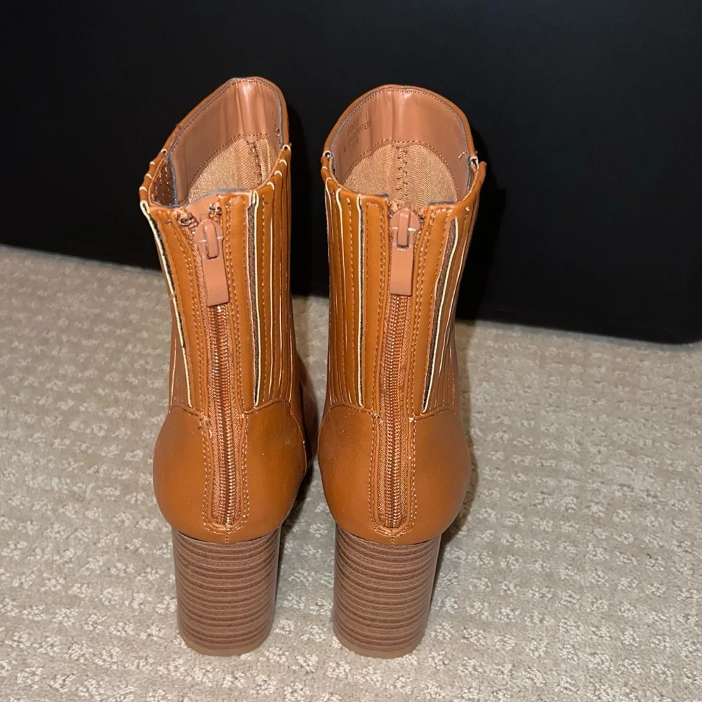 Bamboo High Heel Bootie Back Zipper Chestnut Size 7